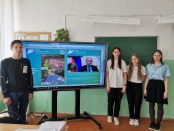 В рамках информационной кампании по ФКГС в МАОУ &amp;quot;Бронницкая СОШ&amp;quot; прошел урок для старшеклассников.
